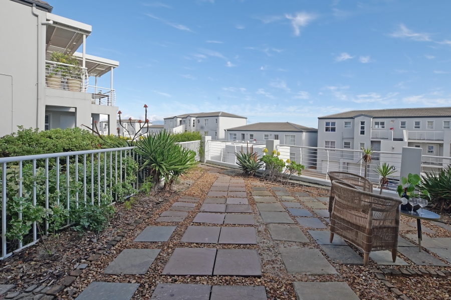 To Let 2 Bedroom Property for Rent in Big Bay Western Cape